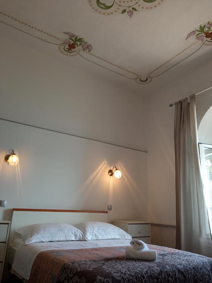 Rooms Zela 1 コルチュラ エクステリア 写真