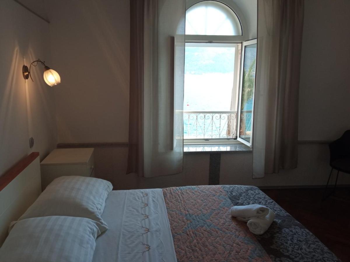 Rooms Zela 1 コルチュラ エクステリア 写真